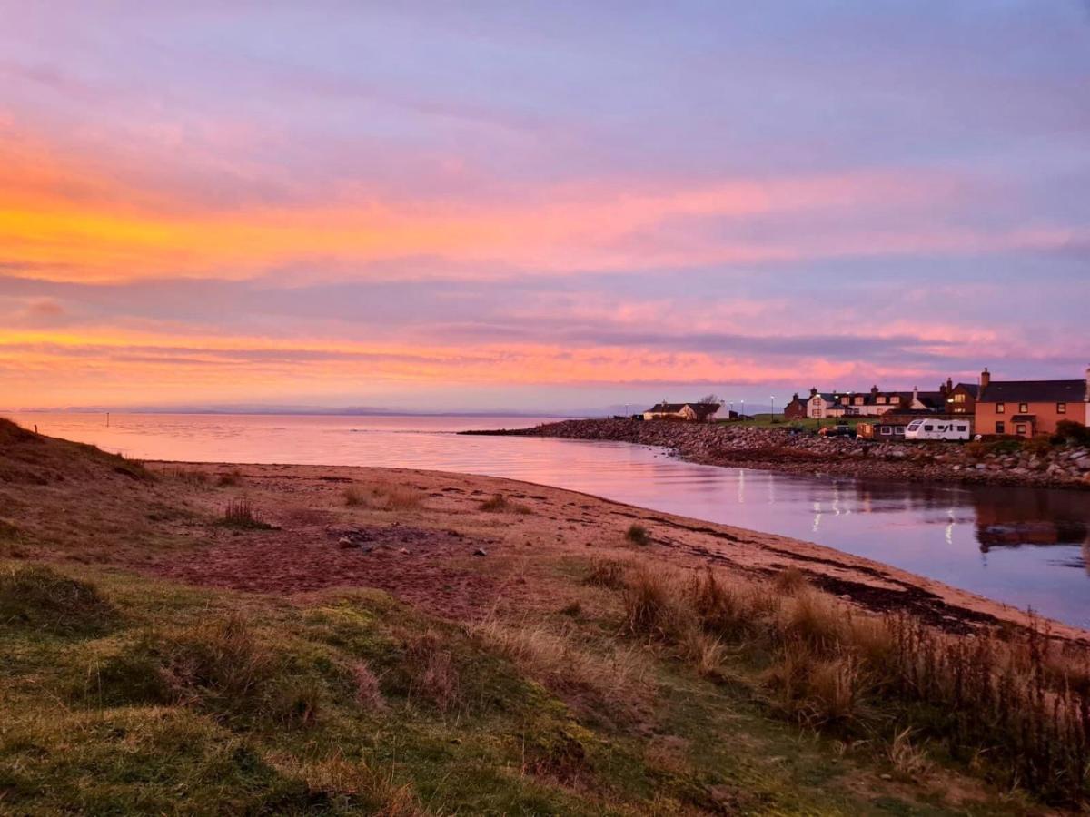 Brora Pods Bed and Breakfast Buitenkant foto